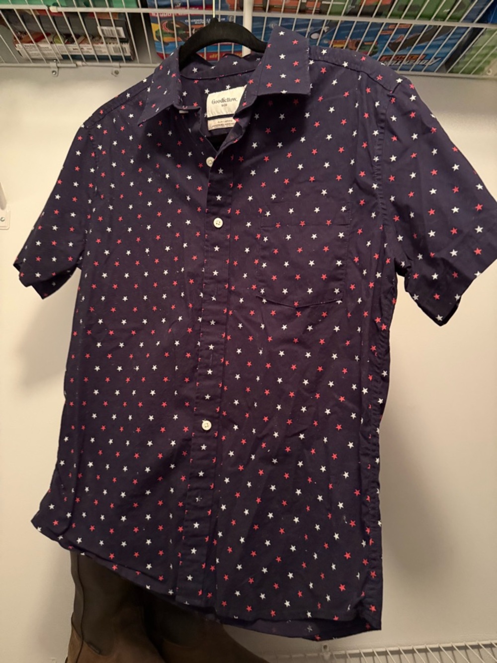 Goodfellow & Co Men’s Navy Short-Sleeve Star Print Shirt